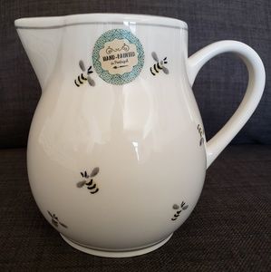 New Bee themed Ceramic Pitcher